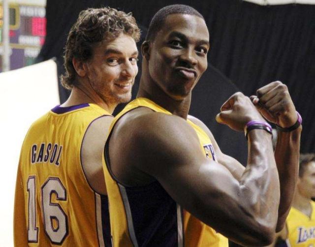 FIFA官方：C罗因直红被禁赛3场，剩余两场被缓期一年执行（FIFA官方通报：C罗直红停赛3场，另2场缓期一年执行）