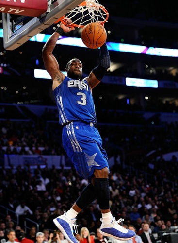 库里兄弟同队！勇士将重新签约塞斯-库里至赛季结束 此前曾裁掉他（被裁后回归！勇士签回塞斯·库里至赛季末，库里兄弟重聚）