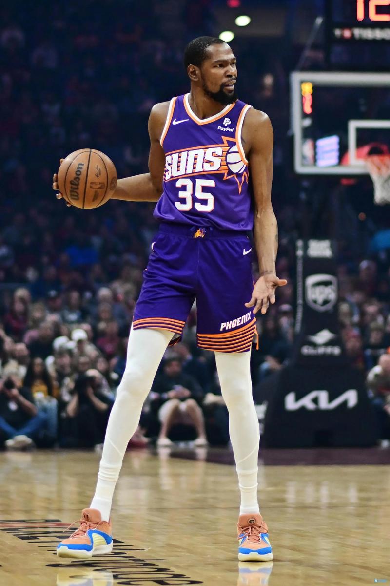 迪马：弗拉霍维奇已经伤愈并随队训练，以备战都灵德比（迪马：弗拉霍维奇伤愈复出，已随队合练备战都灵德比）