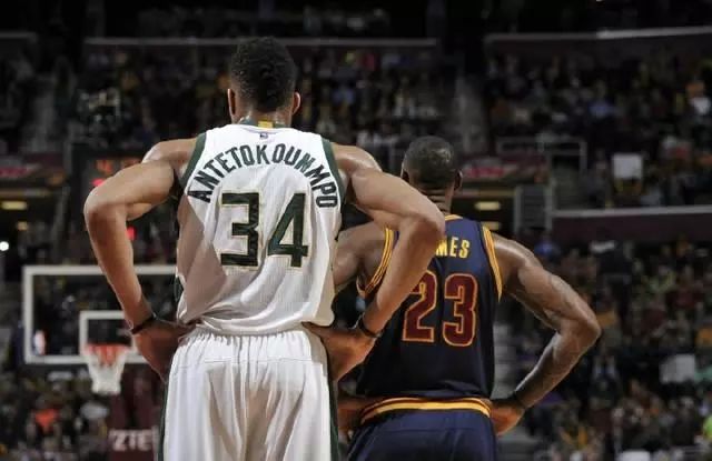 瓜帅：哈兰德始终以团队为先这让我惊喜；我对小贝林不了解（瓜迪奥拉：哈兰德把团队置于首位让我意外；对小贝林并不熟悉）