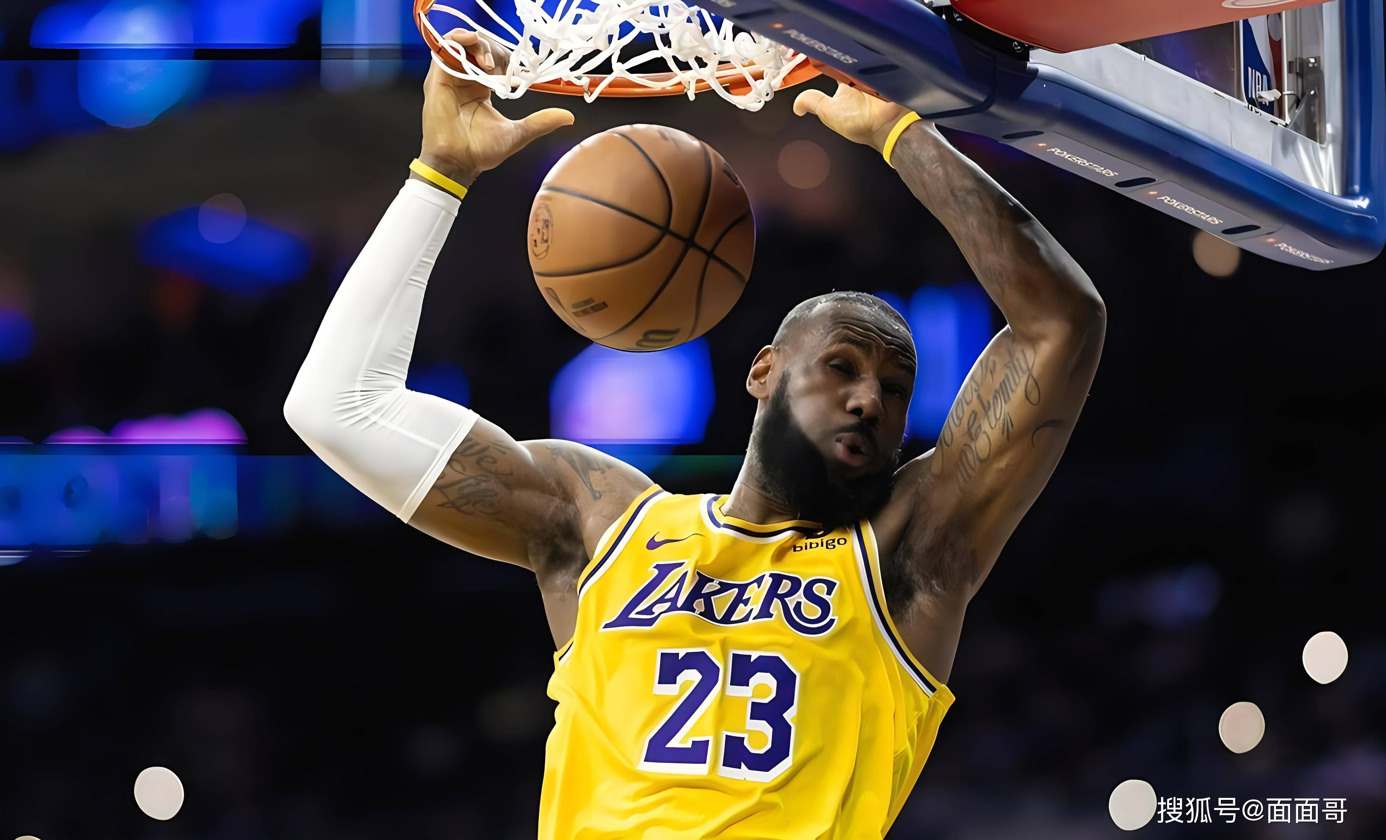 卡斯特罗普：踢拜仁染红是我铲球出现了失误；我最擅长8号位（卡斯特罗普：对拜仁染红因铲球失误；我最适合踢8号位）