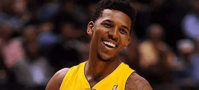 辽宁连续大胜展实力（辽宁连场大捷彰显统治力）